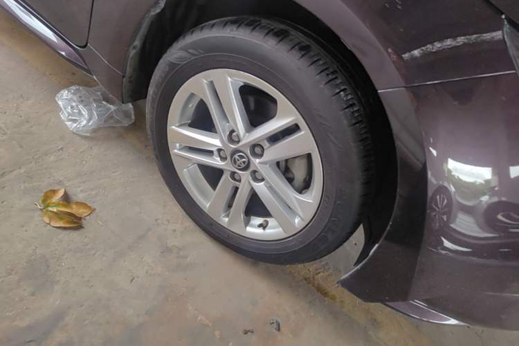 Used Toyota Levin 2021 Dual-Engine 1.8H E-CVT Luxury Edition Right Front Wheel Hub