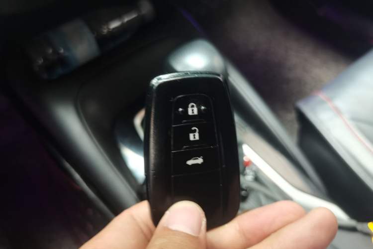 Used Toyota Levin 2021 Dual-Engine 1.8H E-CVT Luxury Edition Vehicle Key