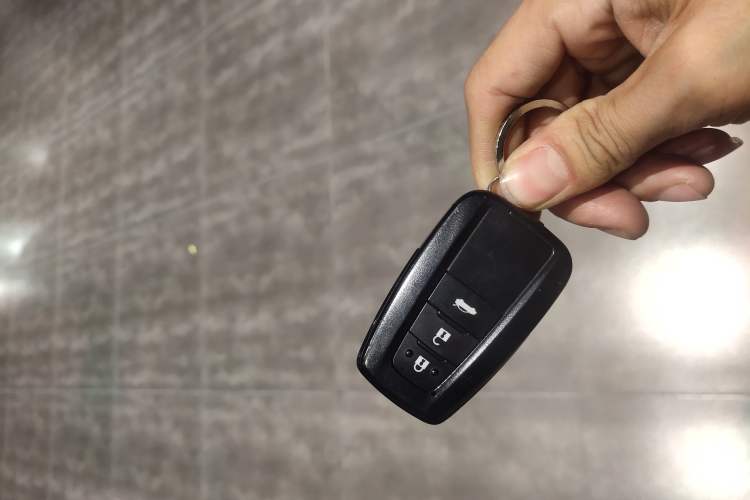 Used Toyota Levin 2021 Dual-Motor 1.8H E-CVT Leading Edition Vehicle Key