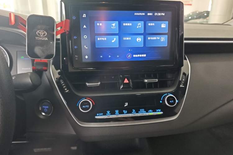 Used Toyota Levin 2021 Dual-Engine 1.8H E-CVT Luxury Edition Audio And AC Panel