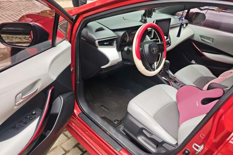 Used Toyota Levin 2021 Dual-Motor 1.8H E-CVT Sport Edition Driver Seat