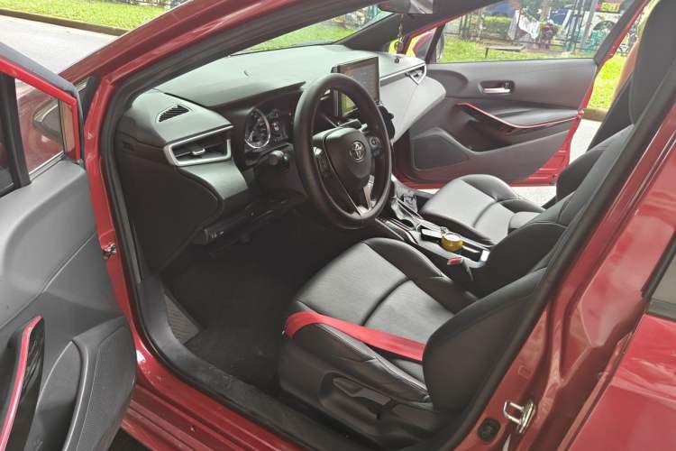 Used Toyota Levin 2021 Dual-Motor 1.8H E-CVT Sport Edition Driver Seat