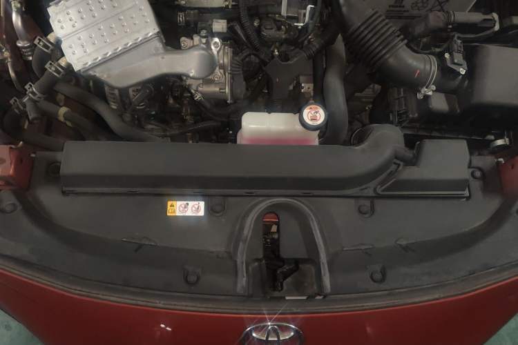 Used Toyota Levin 2021 185T CVT Sport Edition Engine Bay
