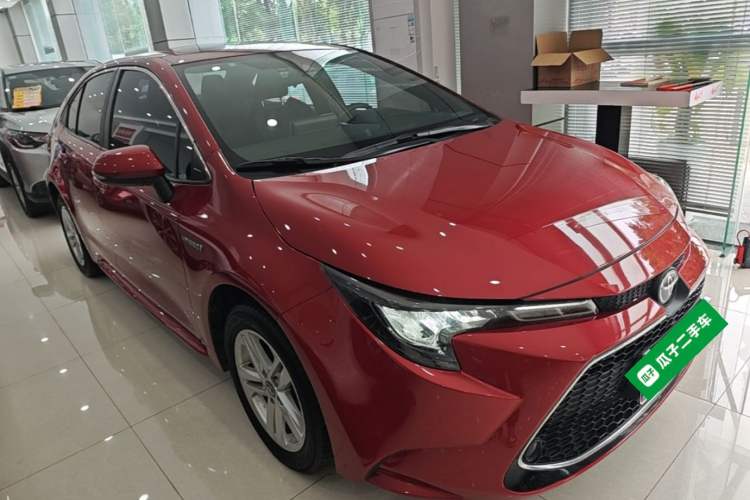 Used Toyota Levin 2021 Dual-Engine 1.8H E-CVT Luxury Edition Front Right 45 Deg