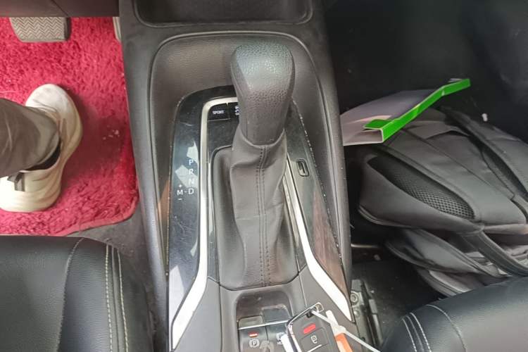 Used Toyota Levin 2021 185T CVT Luxury Edition Gear Lever