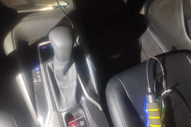 Used Toyota Levin 2021 185T CVT Luxury Edition Gear Lever