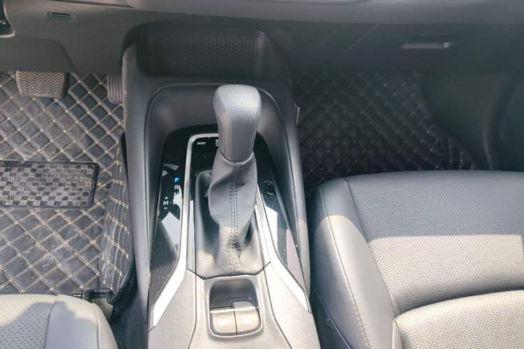 Used Toyota Levin 2021 185T CVT Luxury Edition Gear Lever