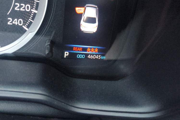 Used Toyota Levin 2021 185T CVT Luxury Edition Odometer Close Up