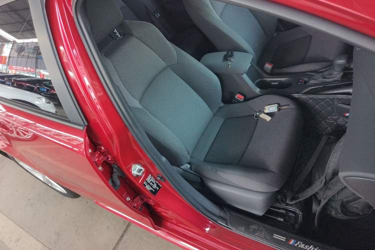 Used Toyota Levin 2021 185T CVT Luxury Edition Right Front Seat