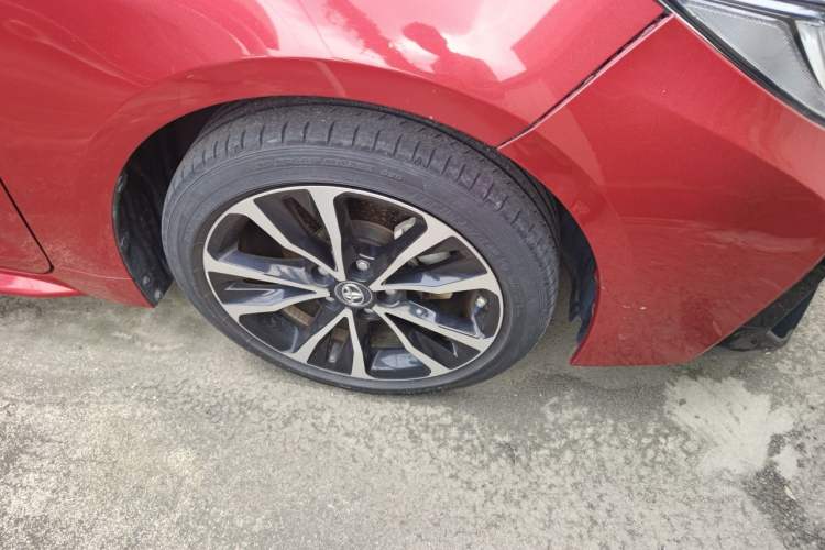 Used Toyota Levin 2021 185T CVT Sport Edition Right Front Wheel Hub