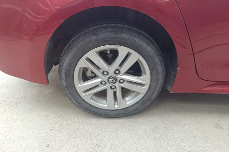 Used Toyota Levin 2021 185T CVT Luxury Edition Right Rear Wheel Hub