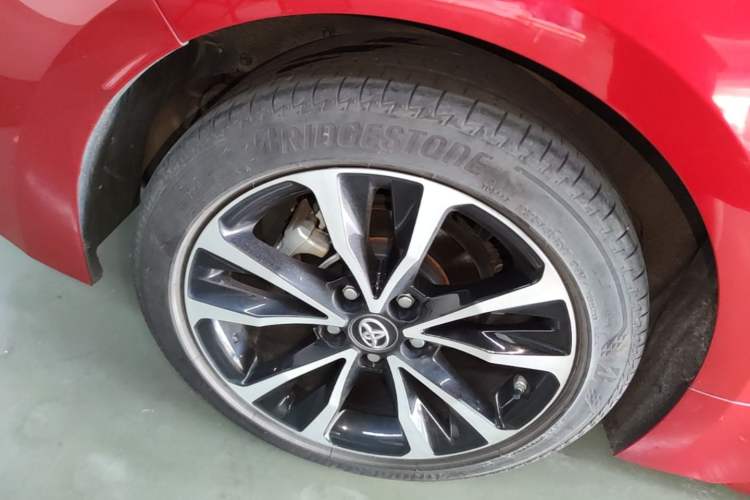 Used Toyota Levin 2021 185T CVT Sport Edition Right Rear Wheel Hub