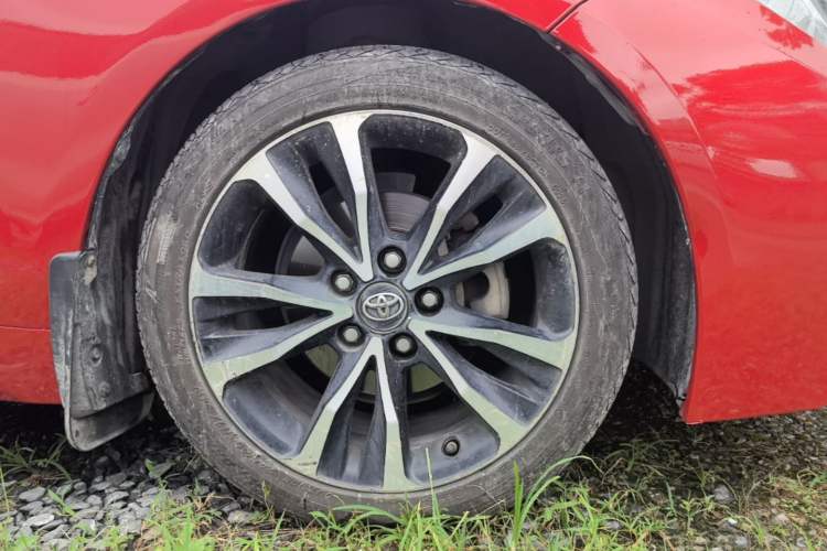 Used Toyota Levin 2021 185T CVT Sport Edition Right Rear Wheel Hub