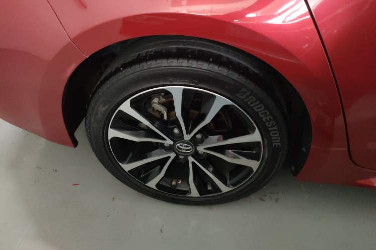 Used Toyota Levin 2021 185T CVT Sport Edition Right Rear Wheel Hub