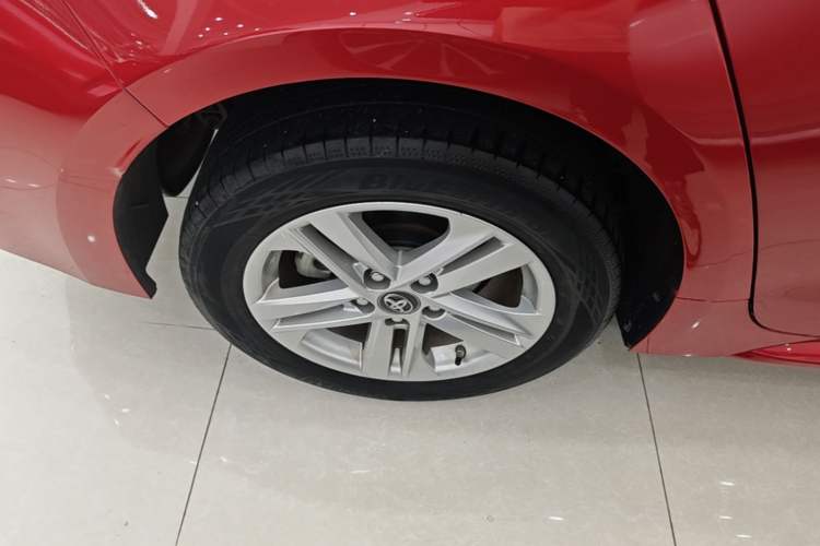 Used Toyota Levin 2021 Dual-Engine 1.8H E-CVT Luxury Edition Right Rear Wheel Hub