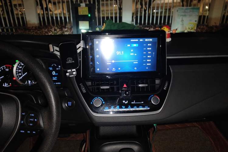 Used Toyota Levin 2021 185T CVT Luxury Edition Audio And AC Panel