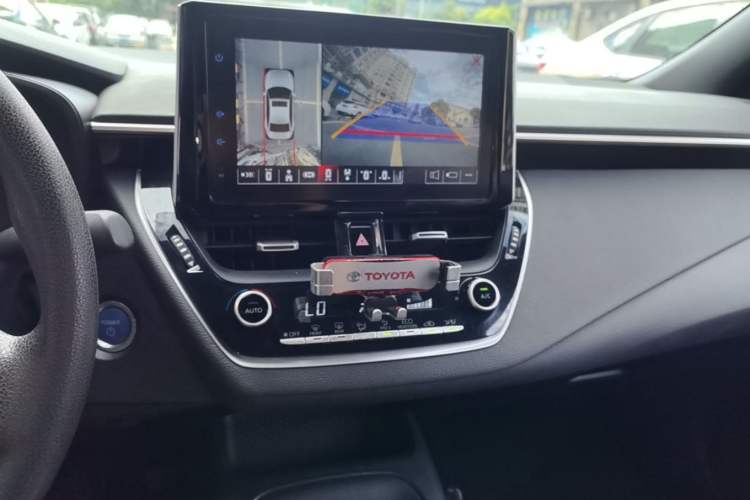 Used Toyota Levin 2021 Dual-Motor 1.8H E-CVT Sport Edition Audio And AC Panel
