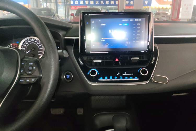 Used Toyota Levin 2021 185T CVT Luxury Edition Audio And AC Panel