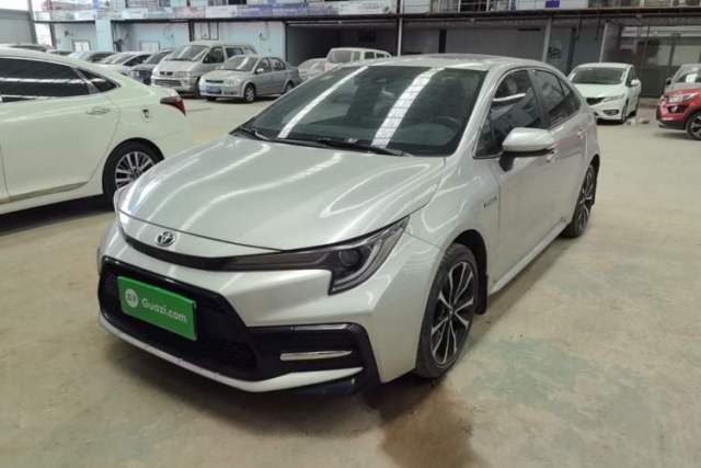 Ojetý Toyota Levin 2021 Dual-Motor 1.8H E-CVT Sport Edition