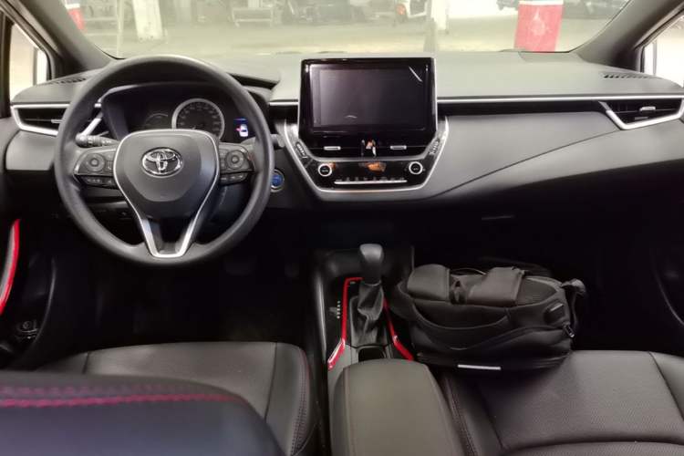 Used Toyota Levin 2021 Dual-Motor 1.8H E-CVT Sport Edition Center Console