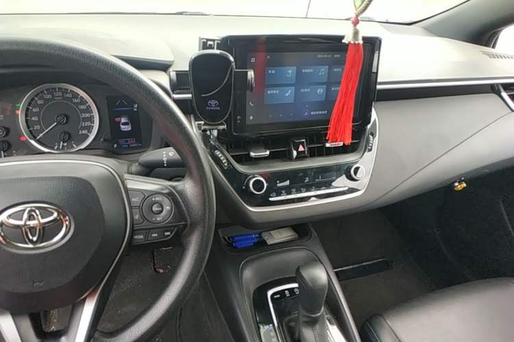 Used Toyota Levin 2021 185T CVT Luxury Edition Center Console