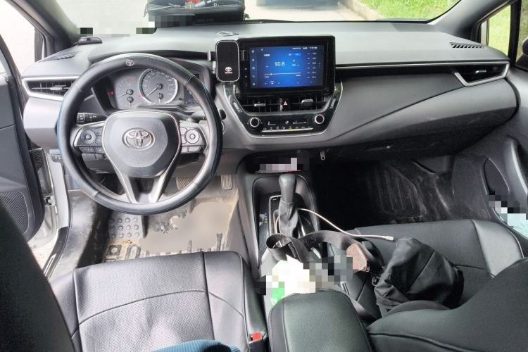 Used Toyota Levin 2021 185T CVT Luxury Edition Center Console