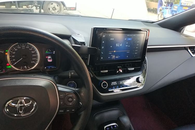 Used Toyota Levin 2021 Dual-Engine 1.8H E-CVT Luxury Edition Center Console