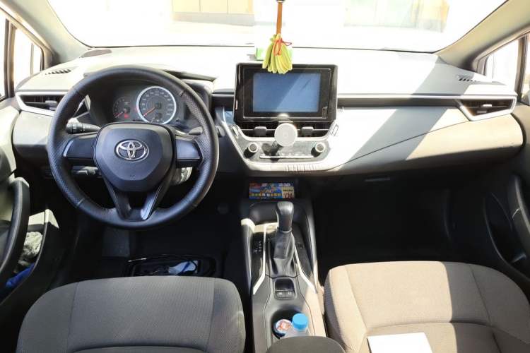 Used Toyota Levin 2021 TNGA 1.5L CVT Entry-Level Model Center Console