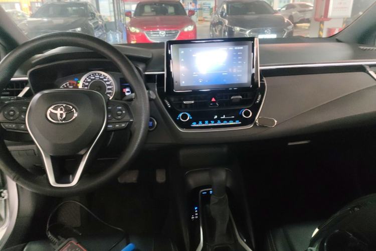 Used Toyota Levin 2021 185T CVT Luxury Edition Center Console