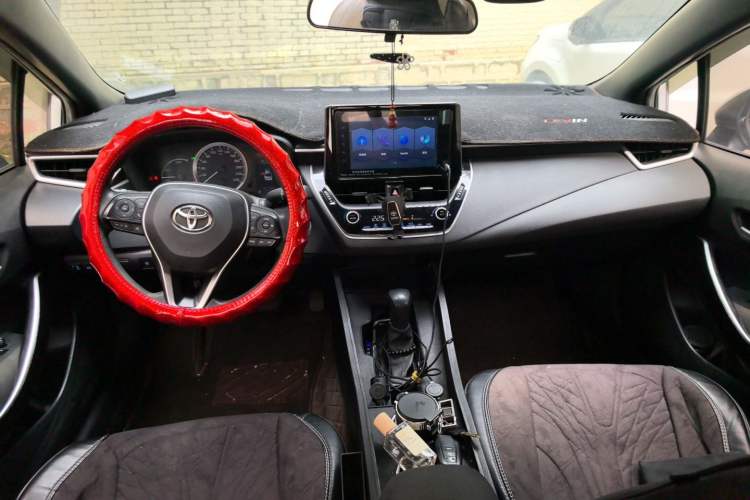 Used Toyota Levin 2021 Dual-Motor 1.8H E-CVT Leading Edition Center Console