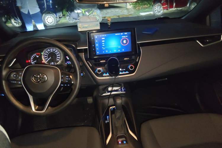 Used Toyota Levin 2021 185T CVT Luxury Edition Center Console