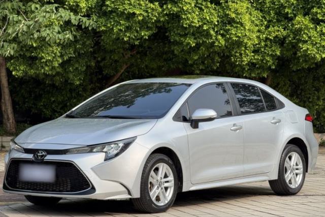 Ojetý Toyota Levin 2021 185T CVT Luxury Edition