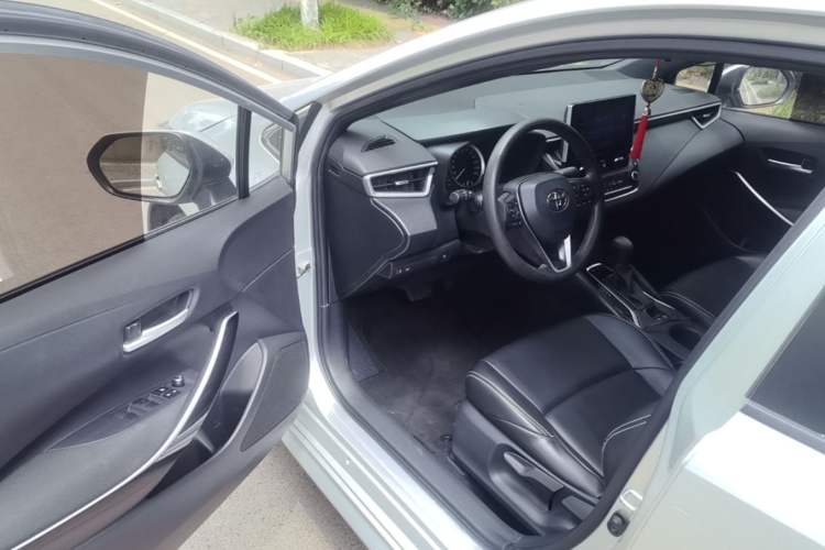 Used Toyota Levin 2021 Dual-Engine 1.8H E-CVT Luxury Edition Driver Seat