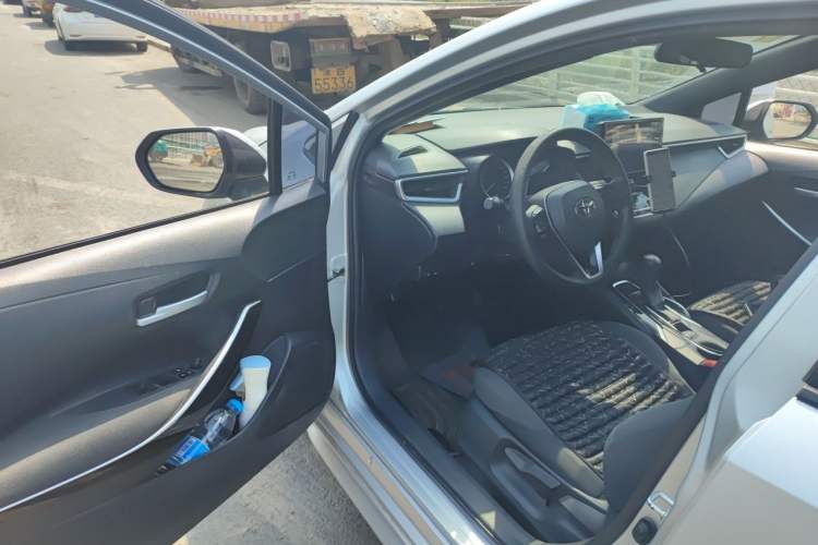 Used Toyota Levin 2021 Dual-Motor 1.8H E-CVT Leading Edition Driver Seat