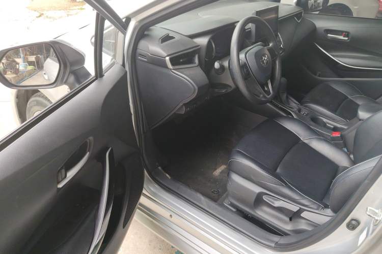 Used Toyota Levin 2021 Dual-Motor 1.8H E-CVT Progressive Edition Driver Seat