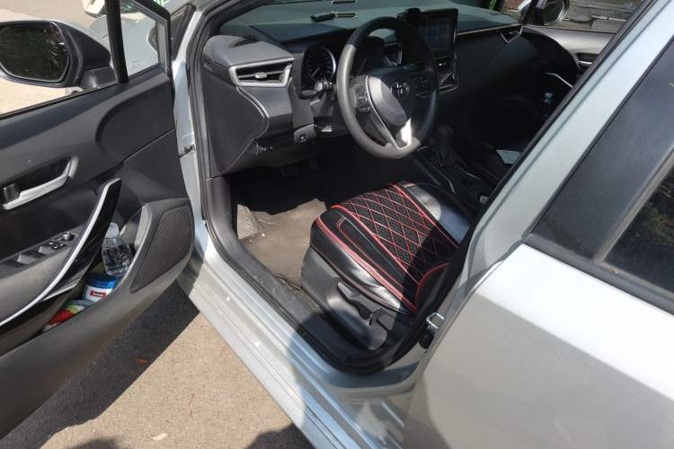 Used Toyota Levin 2021 Dual-Engine 1.8H E-CVT Luxury Edition Driver Seat