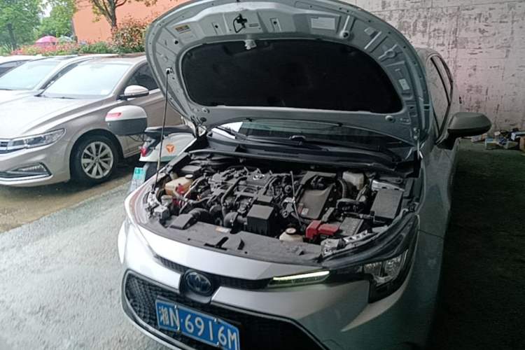 Used Toyota Levin 2021 Dual-Engine 1.8H E-CVT Luxury Edition Engine Bay