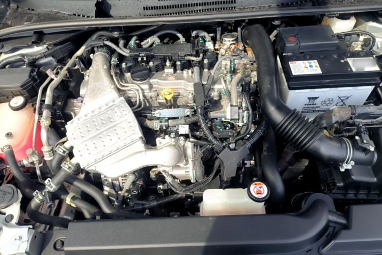 Used Toyota Levin 2021 185T CVT Luxury Edition Engine Bay
