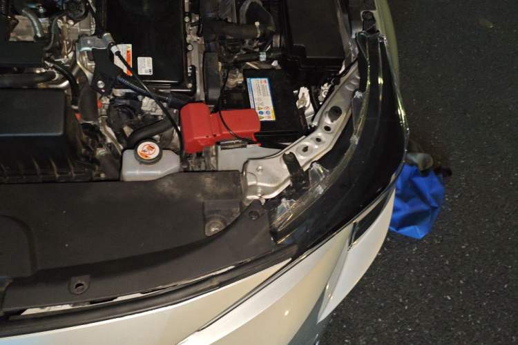 Used Toyota Levin 2021 Dual-Engine 1.8H E-CVT Luxury Edition Engine Bay Left