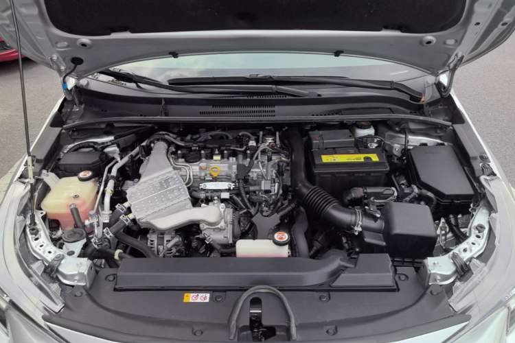 Used Toyota Levin 2021 185T CVT Luxury Edition Engine Bay