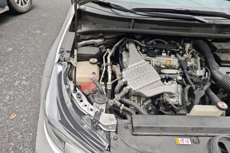 Used Toyota Levin 2021 185T CVT Sport Edition Engine Bay Right