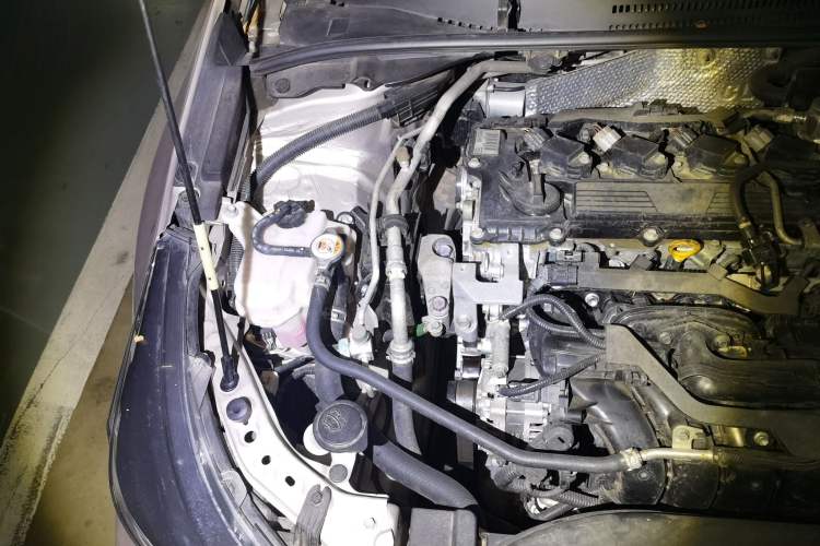 Used Toyota Levin 2021 2.0L Luxury Edition Engine Bay Right
