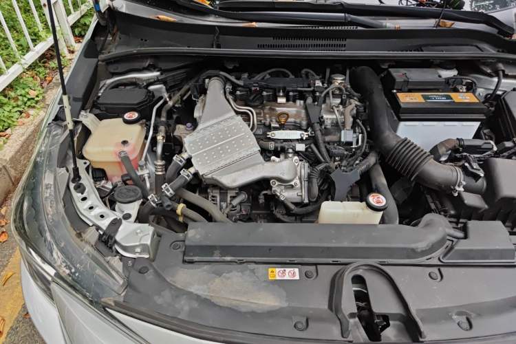 Used Toyota Levin 2021 185T CVT Entry-Level Version Engine Bay Right