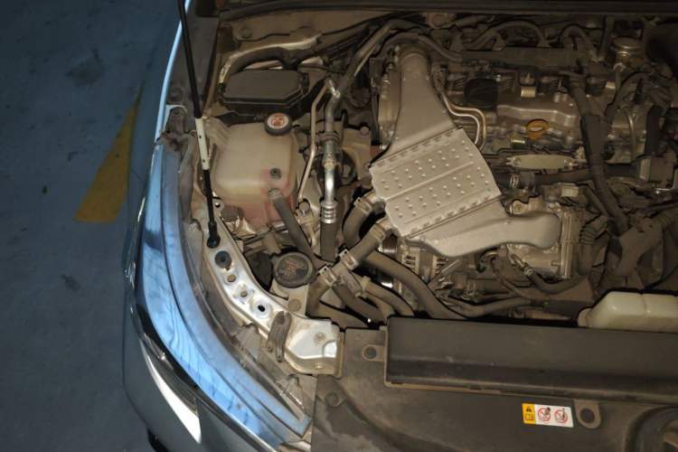 Used Toyota Levin 2021 185T CVT Sport Edition Engine Bay Right