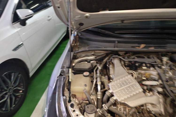 Used Toyota Levin 2021 185T CVT Sport Edition Engine Bay Right