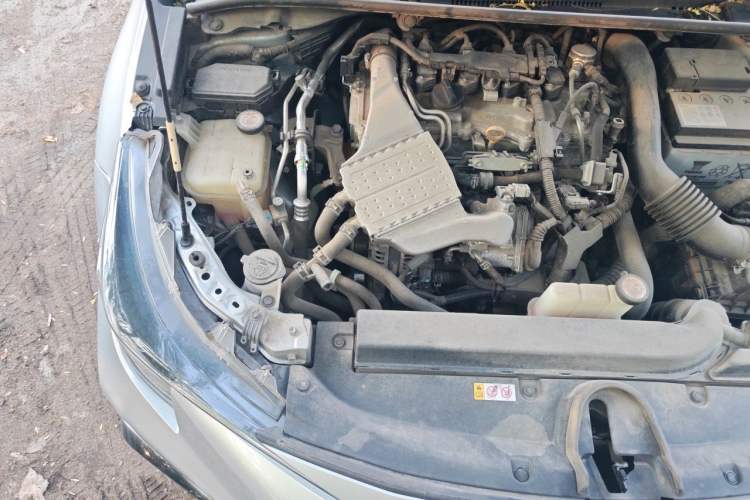 Used Toyota Levin 2021 185T CVT Sport Edition Engine Bay Right