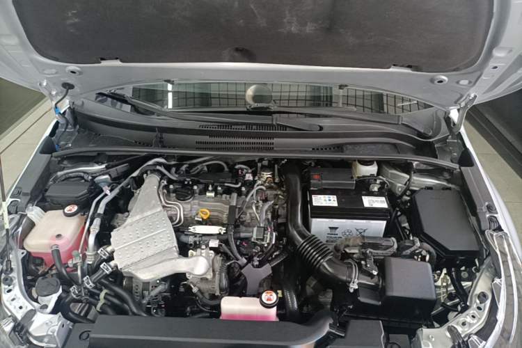Used Toyota Levin 2021 185T CVT Luxury Edition Engine Bay