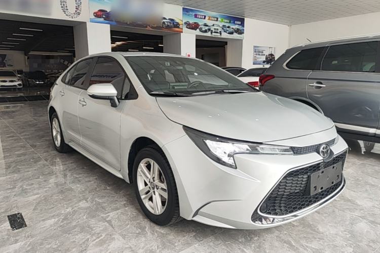 Used Toyota Levin 2021 185T CVT Luxury Edition Front Right 45 Deg