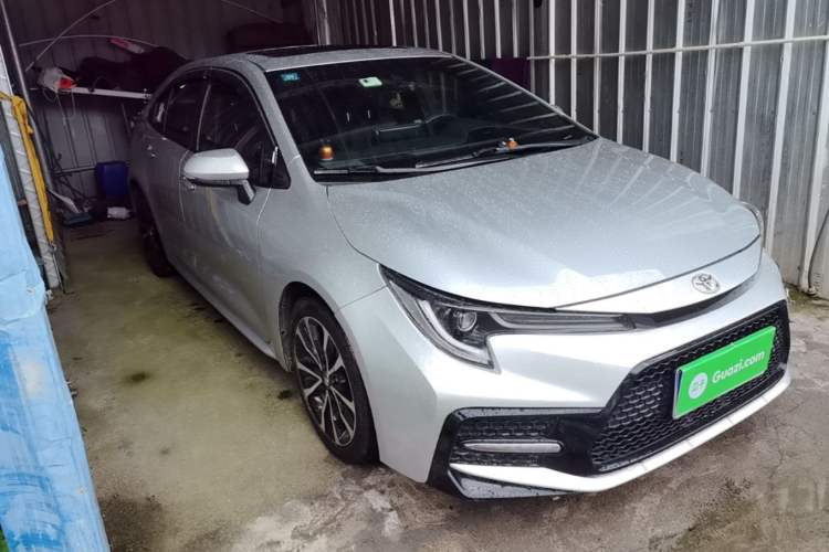 Used Toyota Levin 2021 185T CVT Sport Edition Front Right 45 Deg