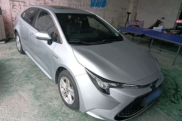 Used Toyota Levin 2021 Dual-Engine 1.8H E-CVT Luxury Edition Front Right 45 Deg